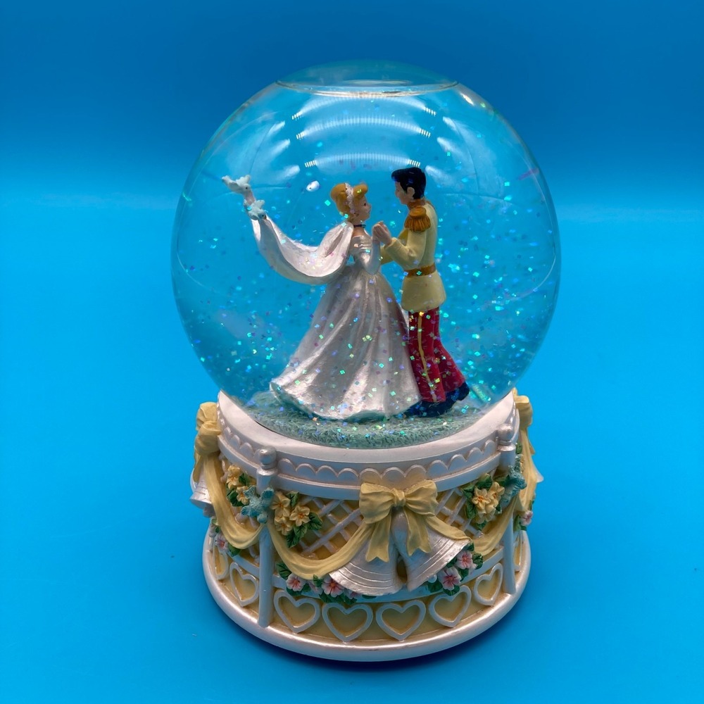 1990s Disney Enesco Cinderella Prince Charming Wedding Day Musical Snowglobe